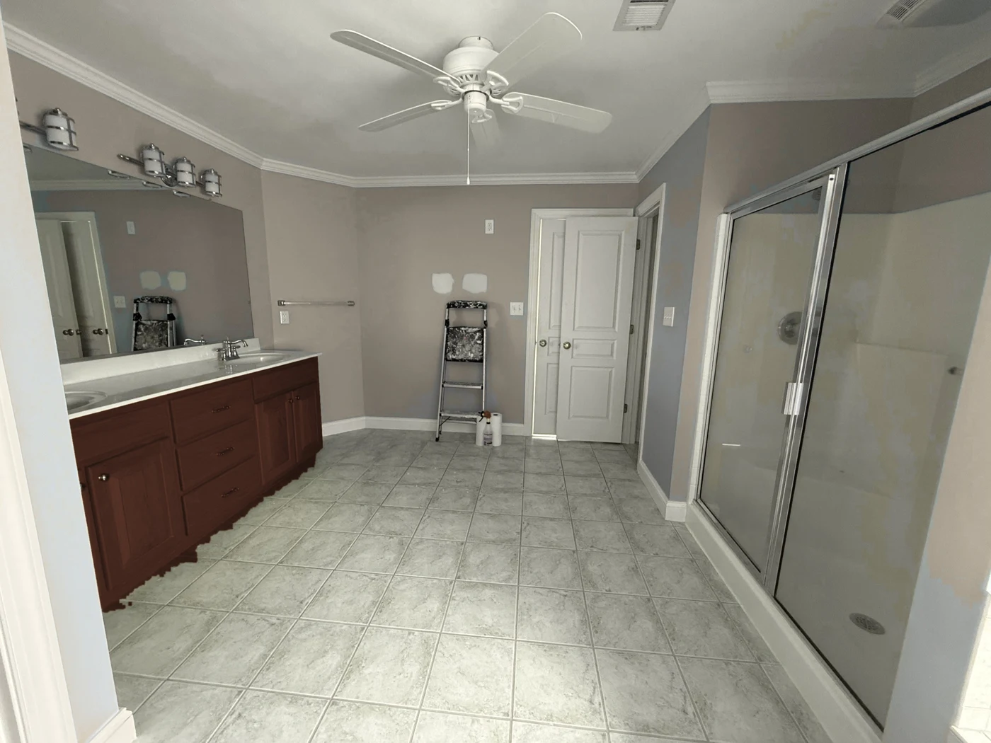 Walk-in shower original