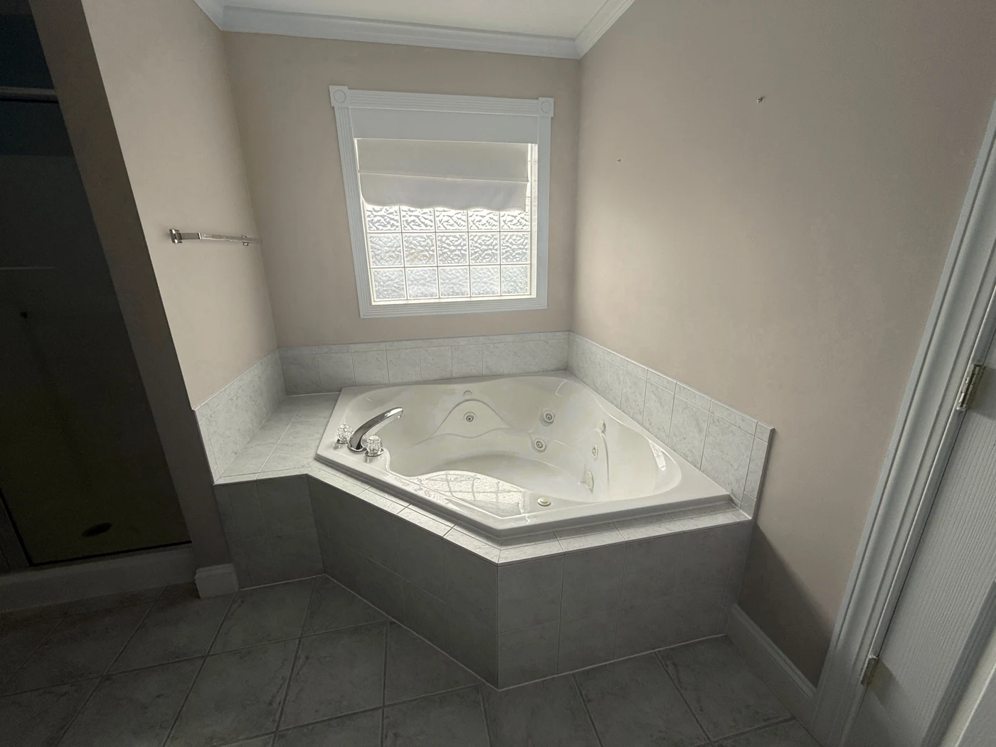 Corner tub original